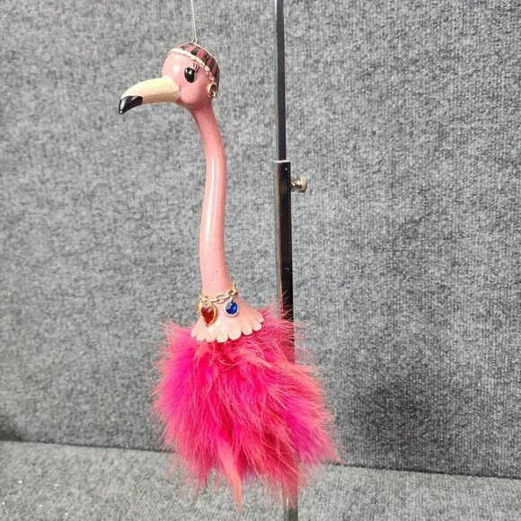 RESIN FLAMINGO BEACH CHRISTMAS TROPICAL FEATHERS COASTAL XMAS ORNAMENT - Picture 1 of 12